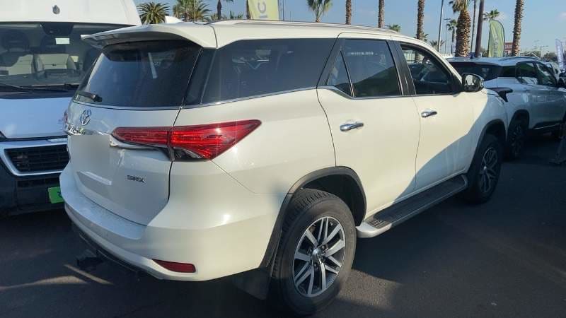 Toyota Fortunner 2.7 Srx 4x4 At 5p año 2020