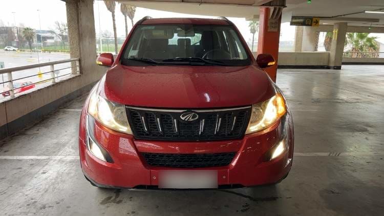 Mahindra Xuv 500 2.2 Fl Base 4x2 Gas At 5p año 2019