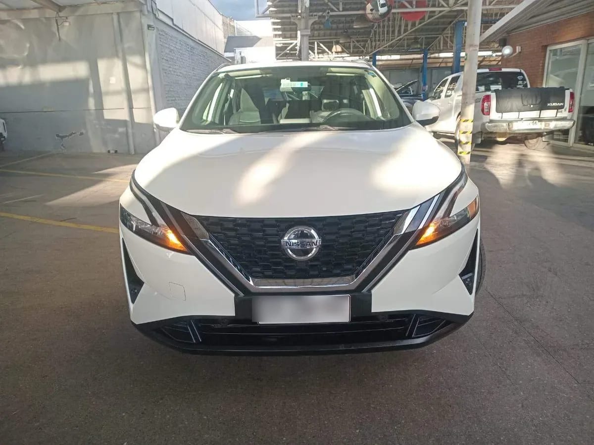 Nissan Qashqai 1.3t Sense 2wd Mt 5p año 2023