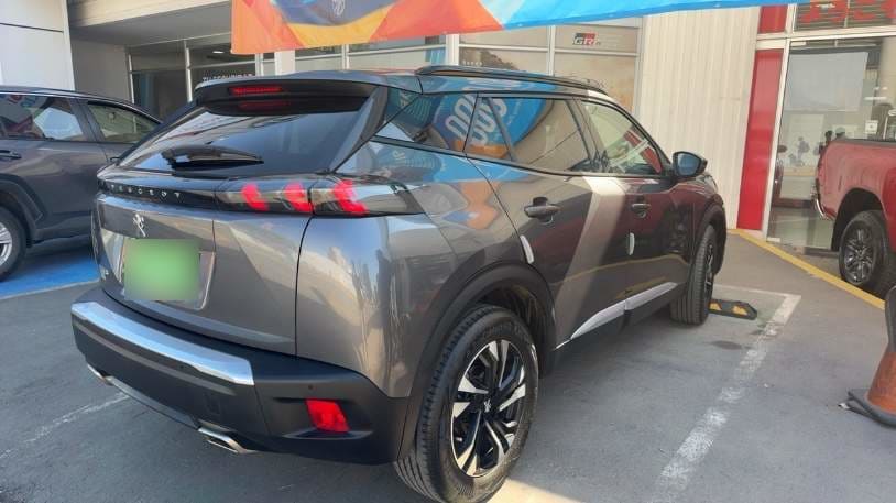 Peugeot 2008 1.2 Allure Puretech 130 4x2 At 5p año 2022