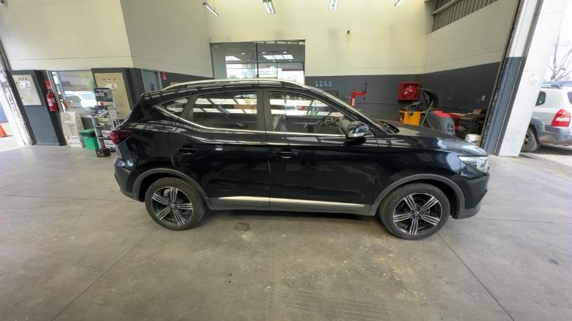 MG Mg Zs 1.5 Comfort 4x2 Mt 5p año 2022