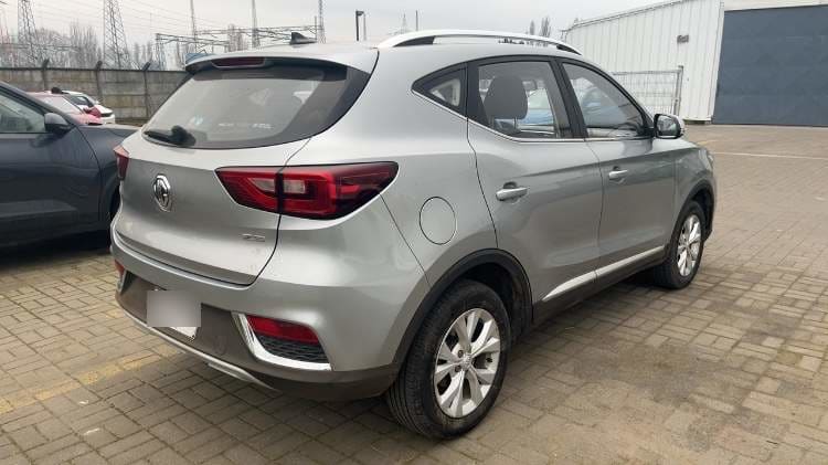 MG Mg Zs 1.5 Std 4x2 Mt 5p año 2024