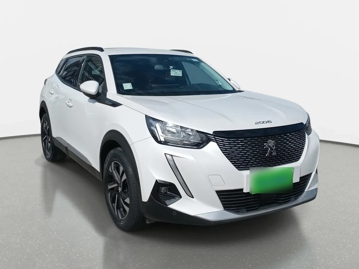 Peugeot 2008 1.2 Allure Puretech 4x2 130 At 5p año 2021 Peugeot 2008 1.2 Allure Puretech 4x2 130 At 5p año 2021