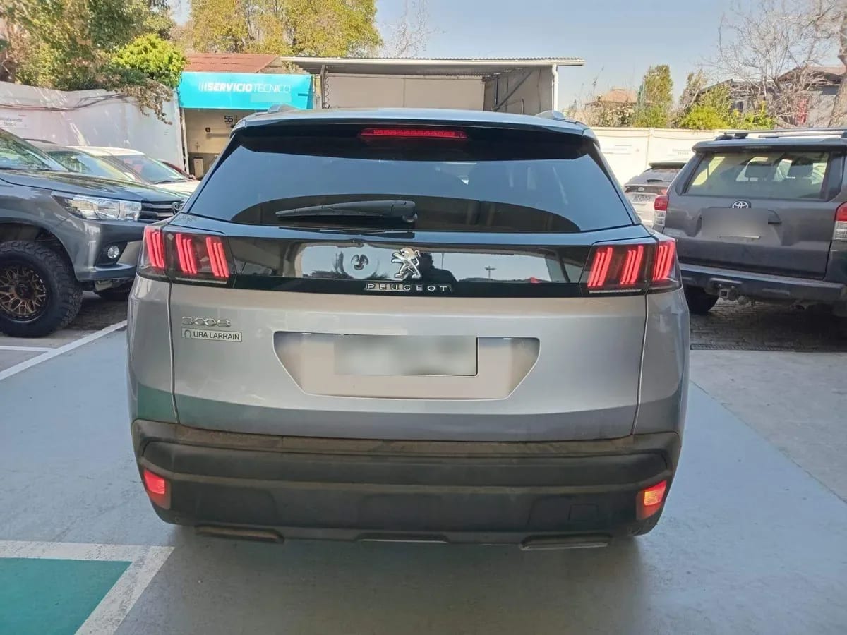 Peugeot 3008 1.5 Allure Bluehdi Diesel 4x2 130 Eat8 5p año 2021