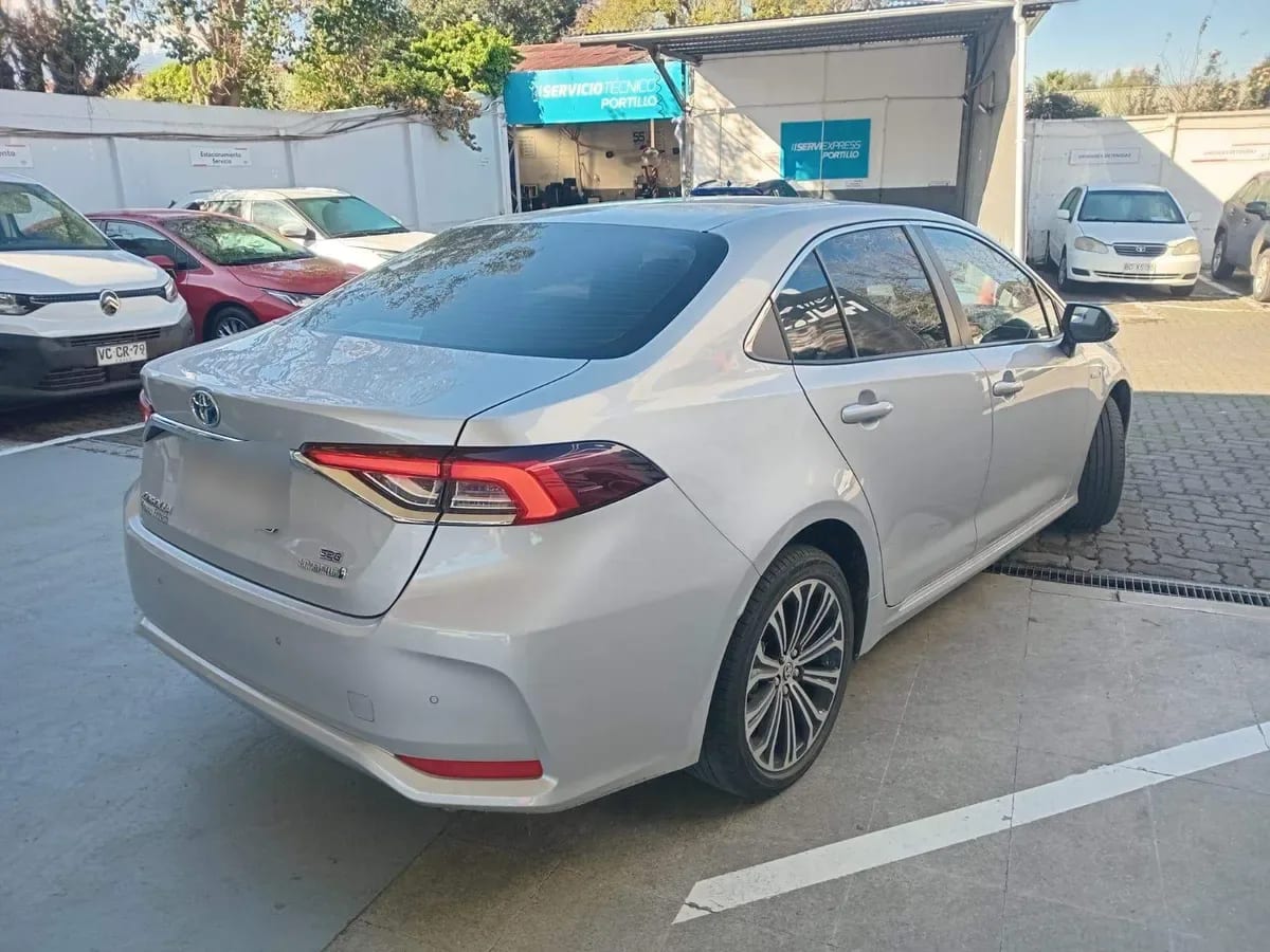 Toyota Corolla 1.8 Seg 4x2 Cvt At 4p año 2022