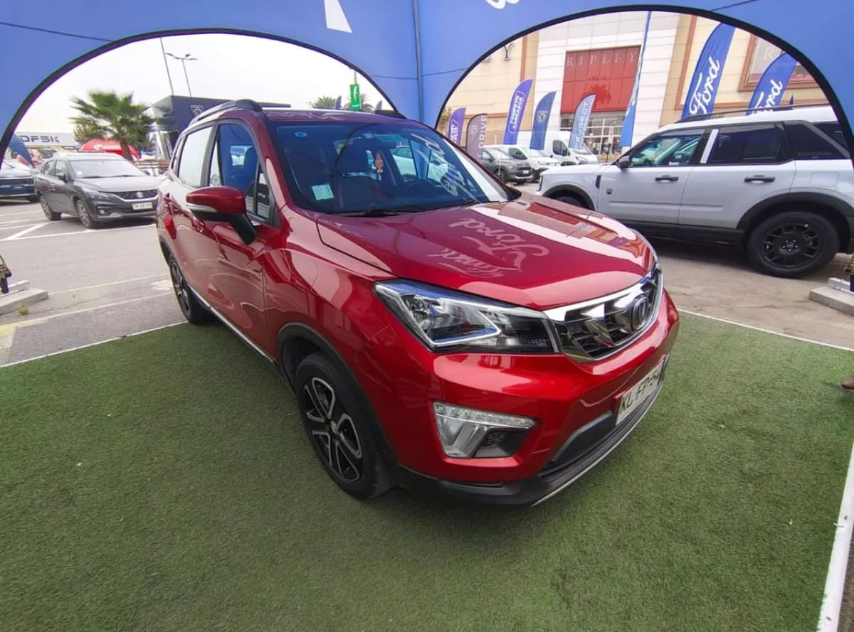 Changan Cs15 1.5 Luxury 4x2 Mt 5p año 2018