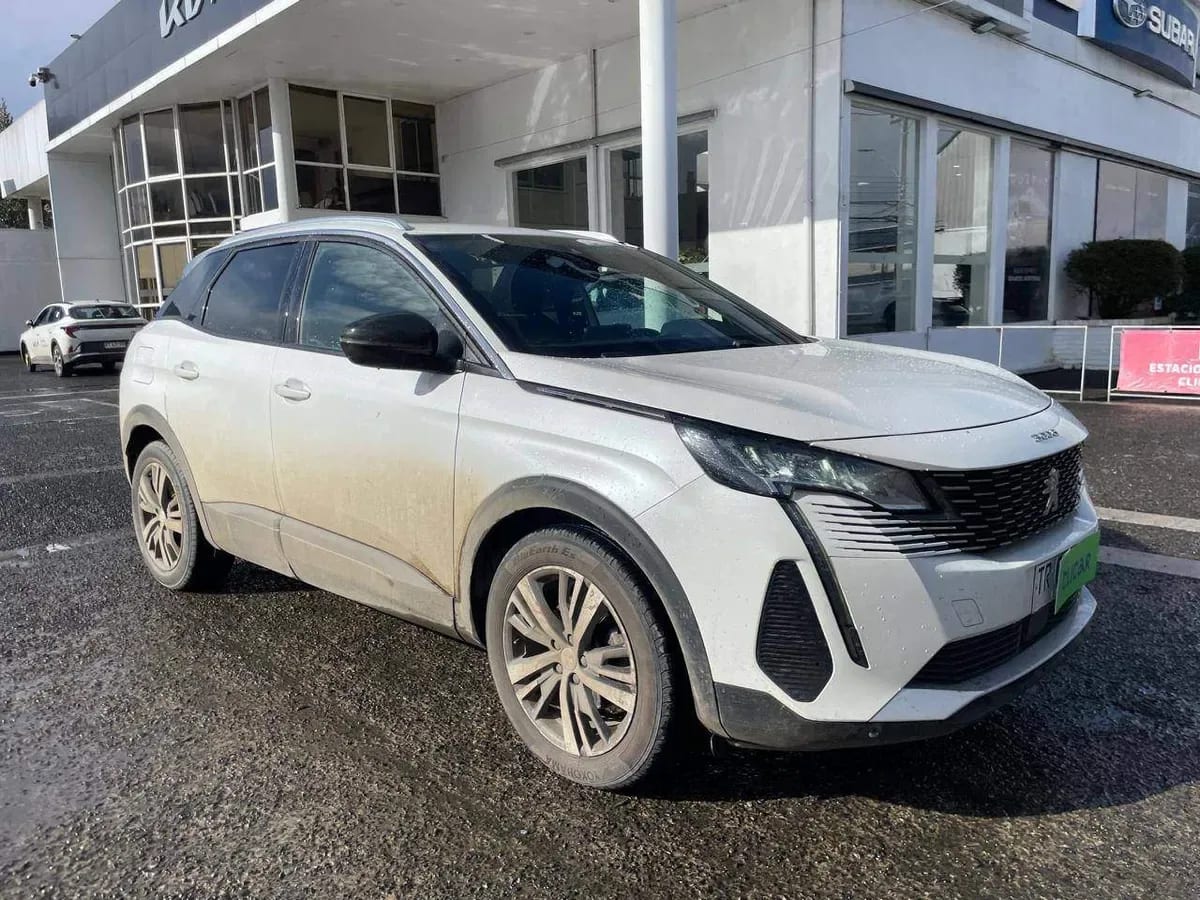 Peugeot 3008 1.2 Active Pack Puretech 130 4x2 Mt6 5p año 2024