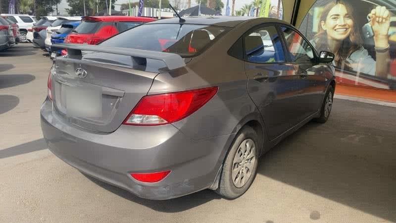 Hyundai Accent 1.4 Gl 4x2 Ac 2ab Mt 4p año 2018