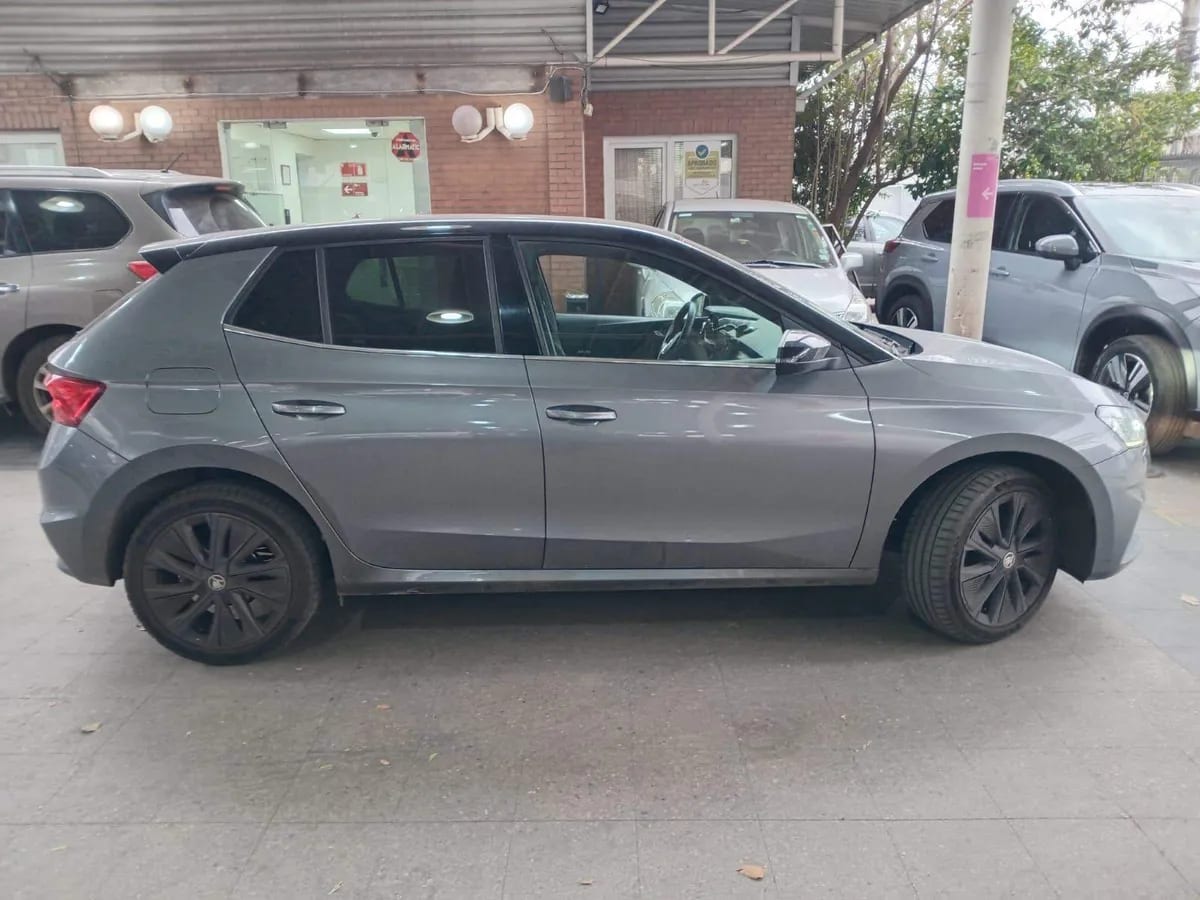 Skoda Fabia 1.0 Style 4x2 Hb Mt 5p año 2023