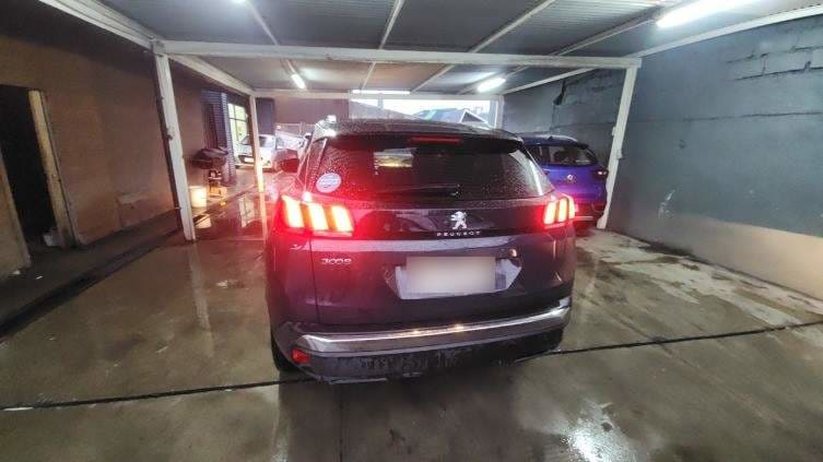 Peugeot 3008 1.6 Allure Blue-Hdi Diesel 4x2 120hp Eat6 5p año 2018