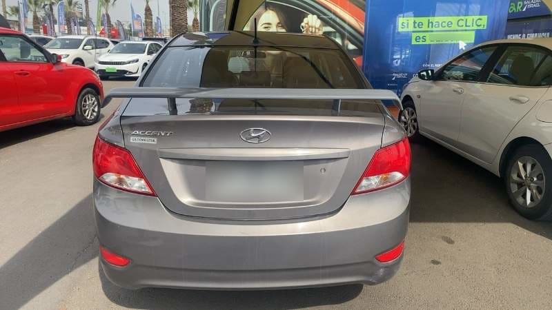 Hyundai Accent 1.4 Gl 4x2 Ac 2ab Mt 4p año 2018