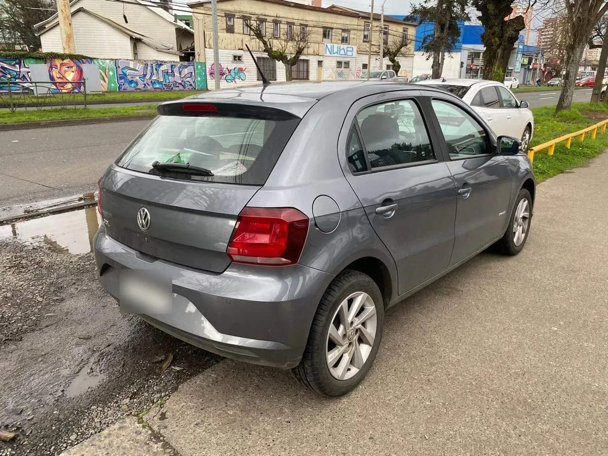 Volkswagen Gol 1.6 Highline 4x2 Hb Mt 5p año 2022