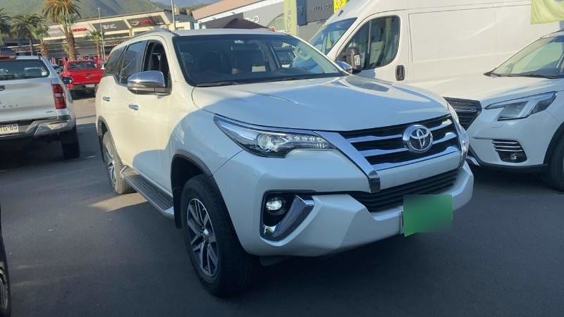 Toyota Fortunner 2.7 Srx 4x4 At 5p año 2020