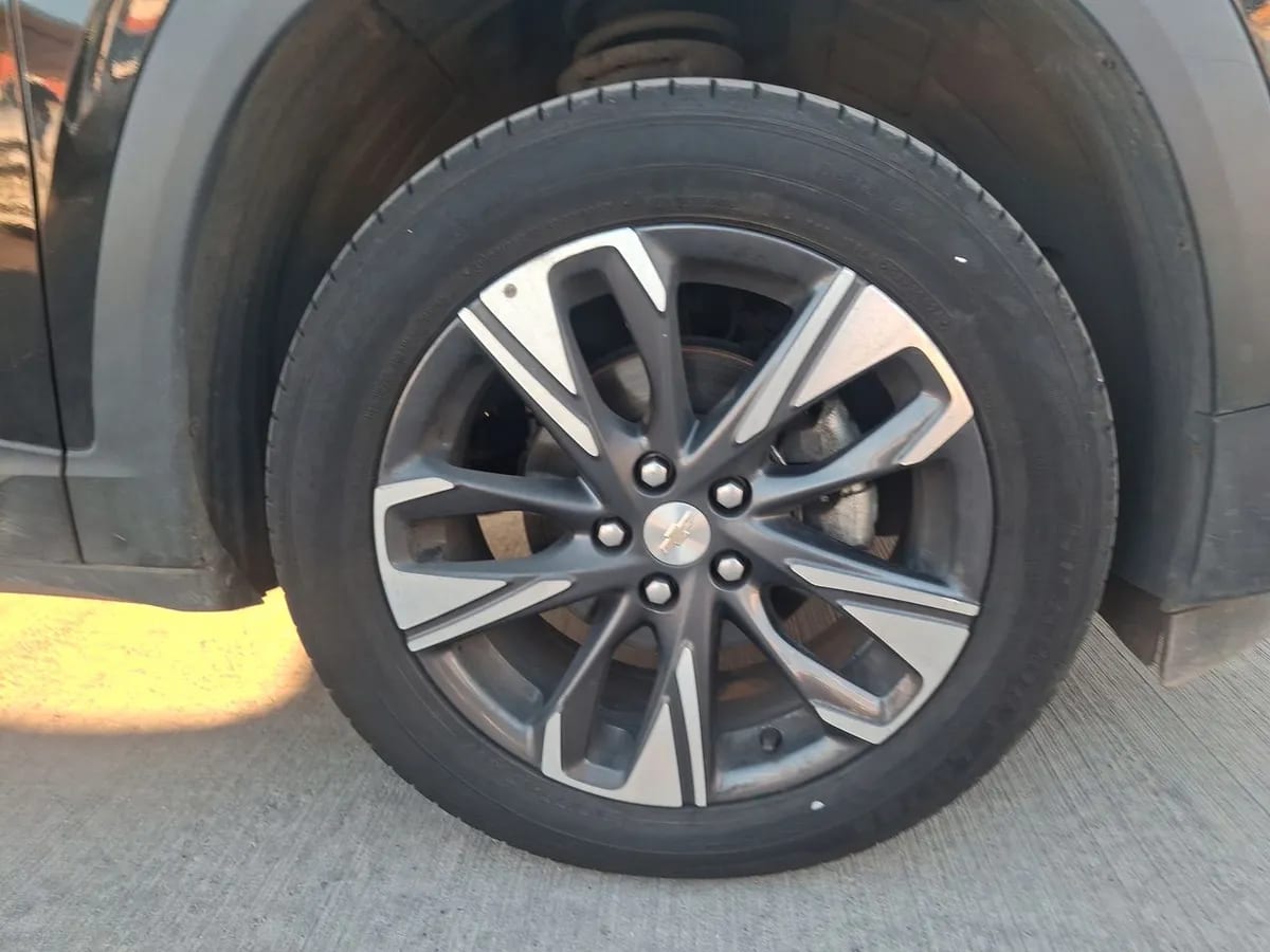 Chevrolet Tracker 1.2t Premier Fwd At 5p año 2022