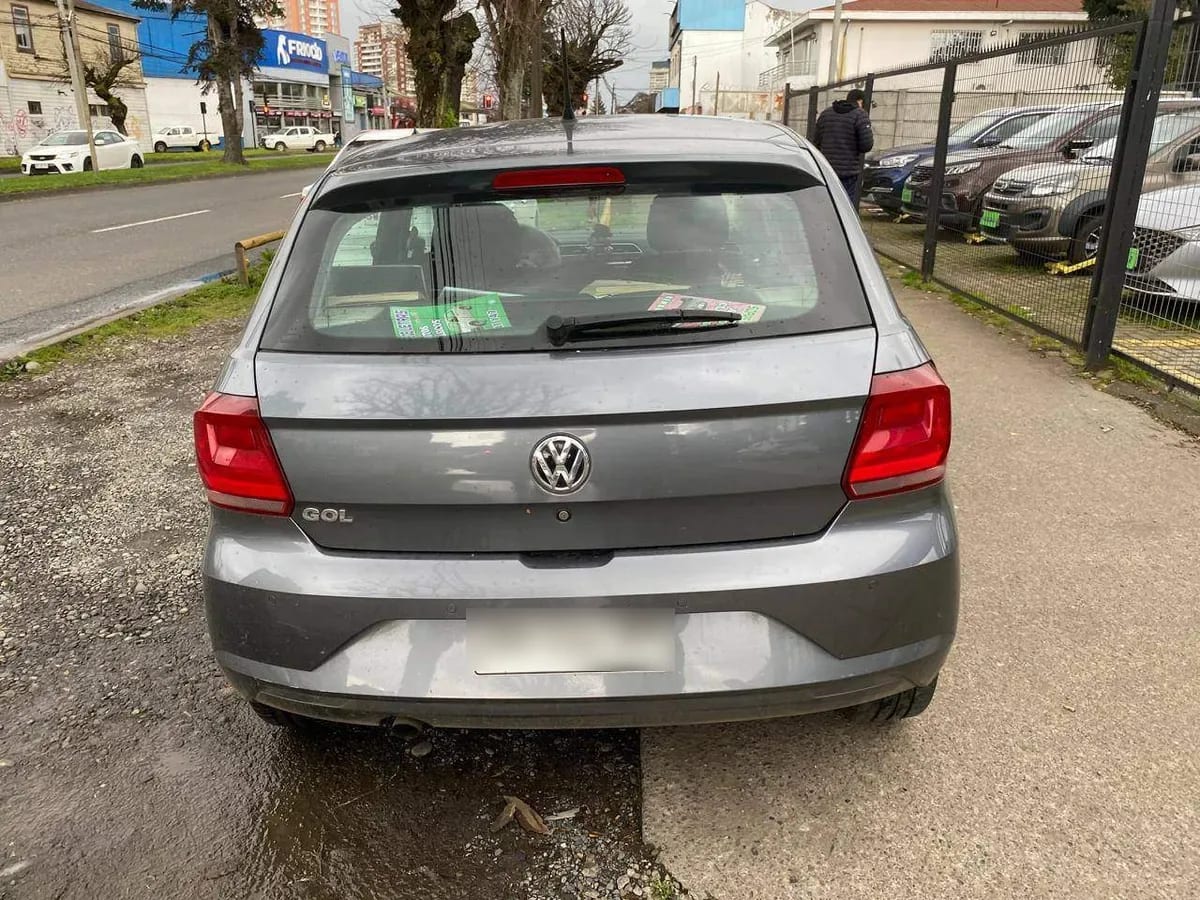 Volkswagen Gol 1.6 Highline 4x2 Hb Mt 5p año 2022