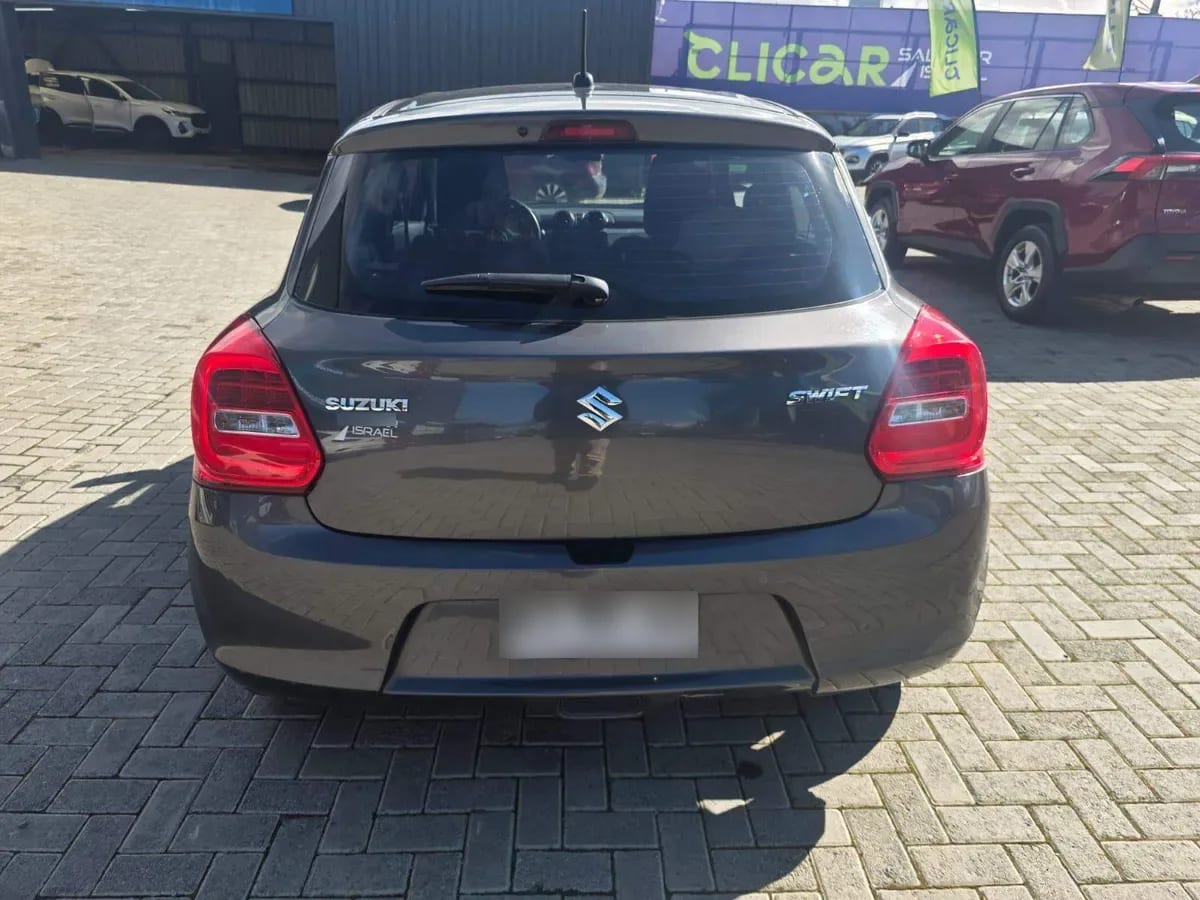 Suzuki Swift 1.2 Glx Plus 4x2 Hb Cvt At 5p año 2022