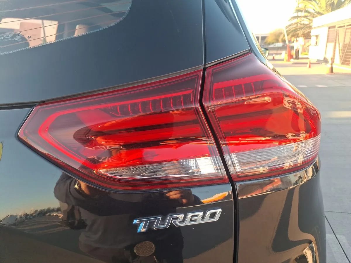 Chevrolet Tracker 1.2t Premier Fwd At 5p año 2022