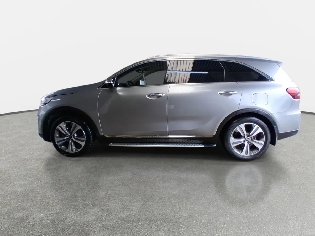 Kia Sorento 2.4 Gtl 2wd Special Pack At6 5p año 2021