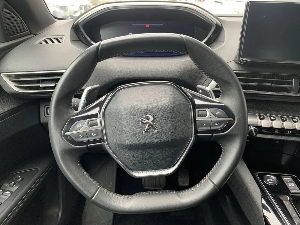 Peugeot 3008 1.6 Allure Pack Thp 165 4x2 Eat6 5p año 2024