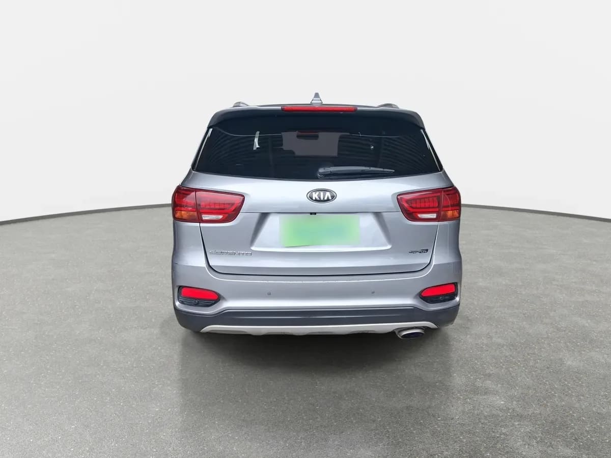 Kia Sorento 2.4 Gtl 2wd Special Pack At6 5p año 2021