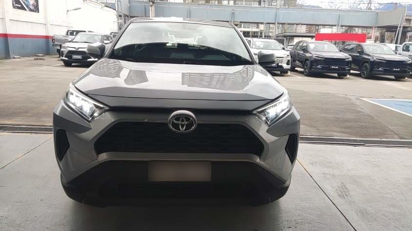 Toyota Rav 4 2.0 Le 4x2 Mt 5p año 2021