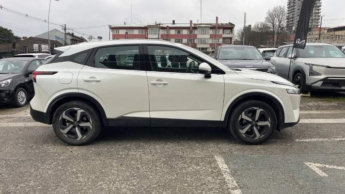 Nissan Qashqai 1.3t Advance 2wd Mt 5p año 2023