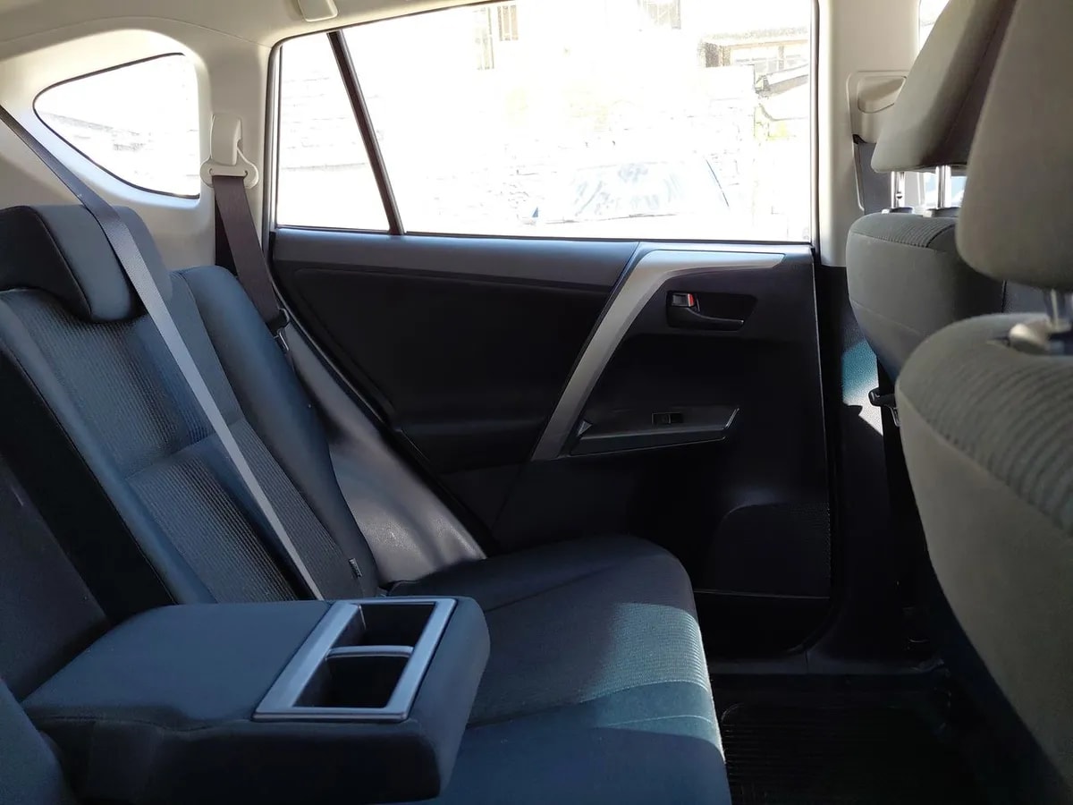 Toyota Rav 4 2.0 Adventure 4x2 Lujo Cvt At 5p año 2019