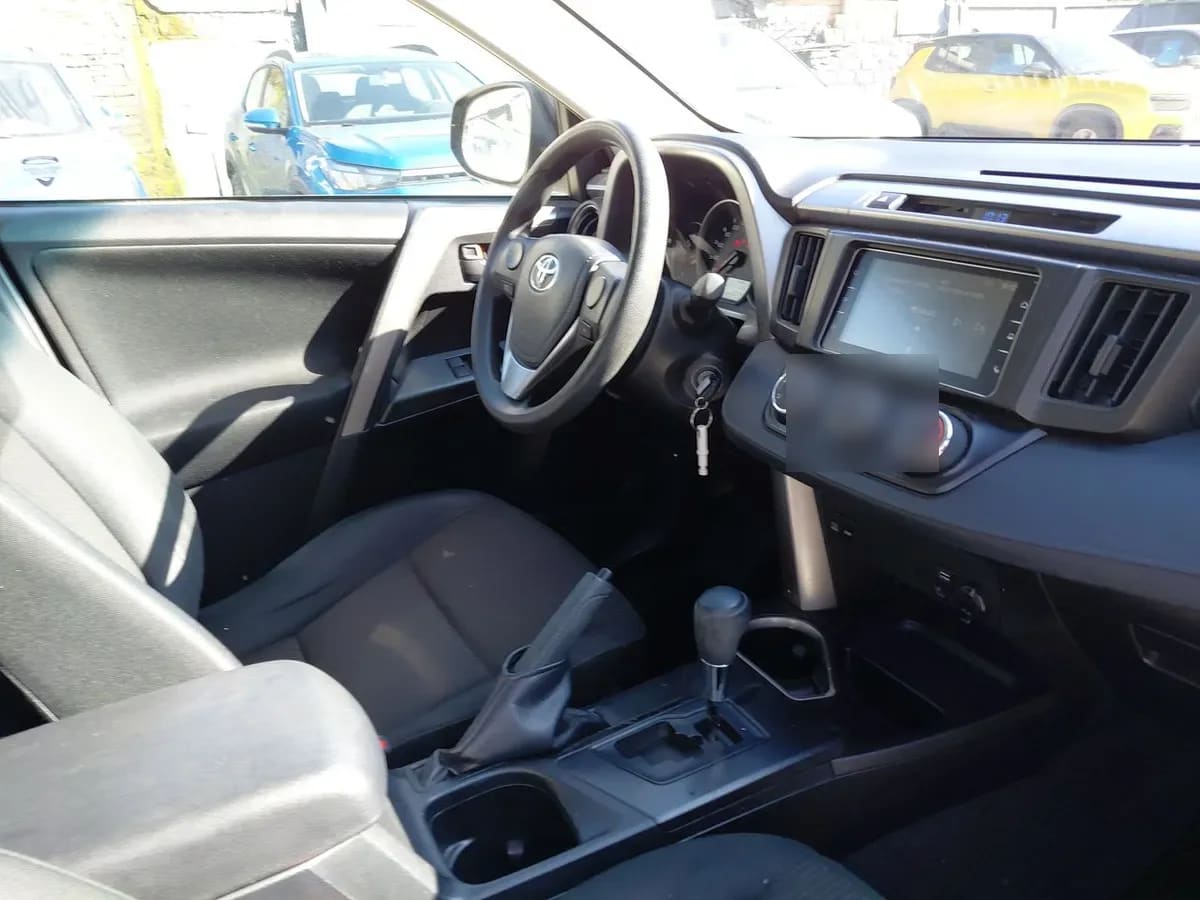 Toyota Rav 4 2.0 Adventure 4x2 Lujo Cvt At 5p año 2019