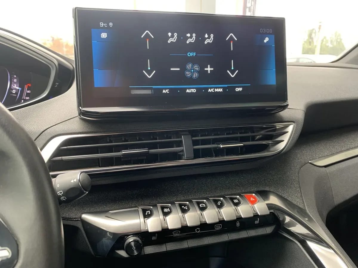 Peugeot 3008 1.6 Allure Pack Thp 165 4x2 Eat6 5p año 2024