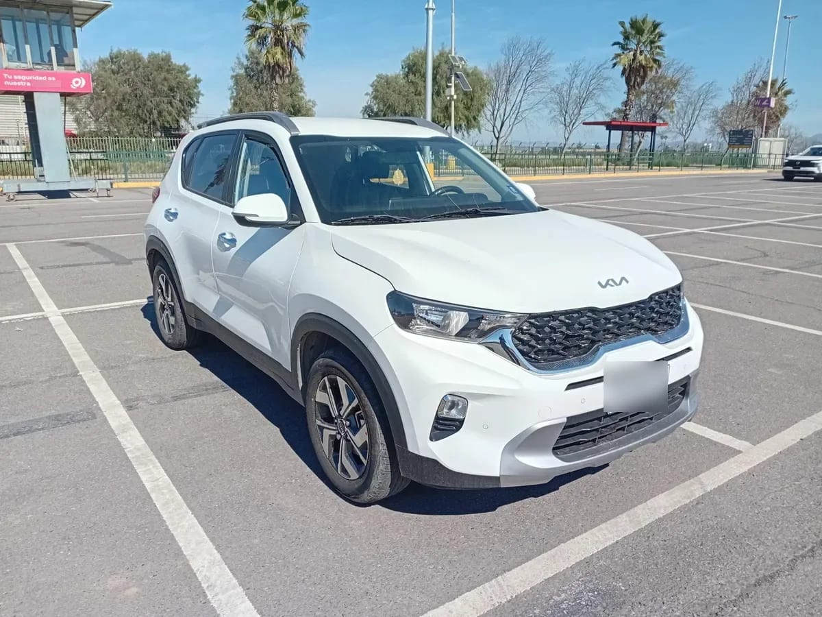 Kia Sonet 1.5 Ex Full 4x2 6mt 5p año 2024