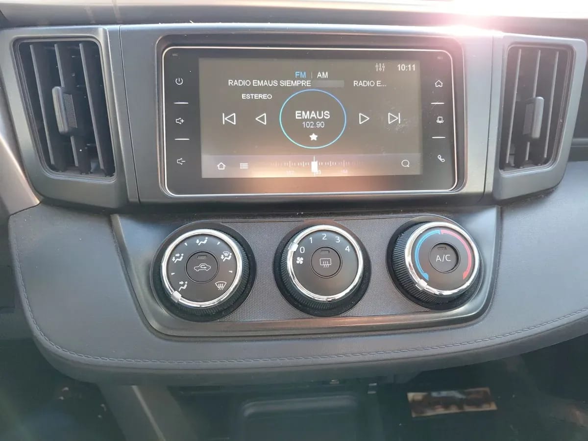 Toyota Rav 4 2.0 Adventure 4x2 Lujo Cvt At 5p año 2019