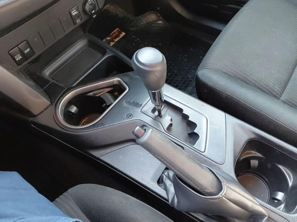 Toyota Rav 4 2.0 Adventure 4x2 Lujo Cvt At 5p año 2019