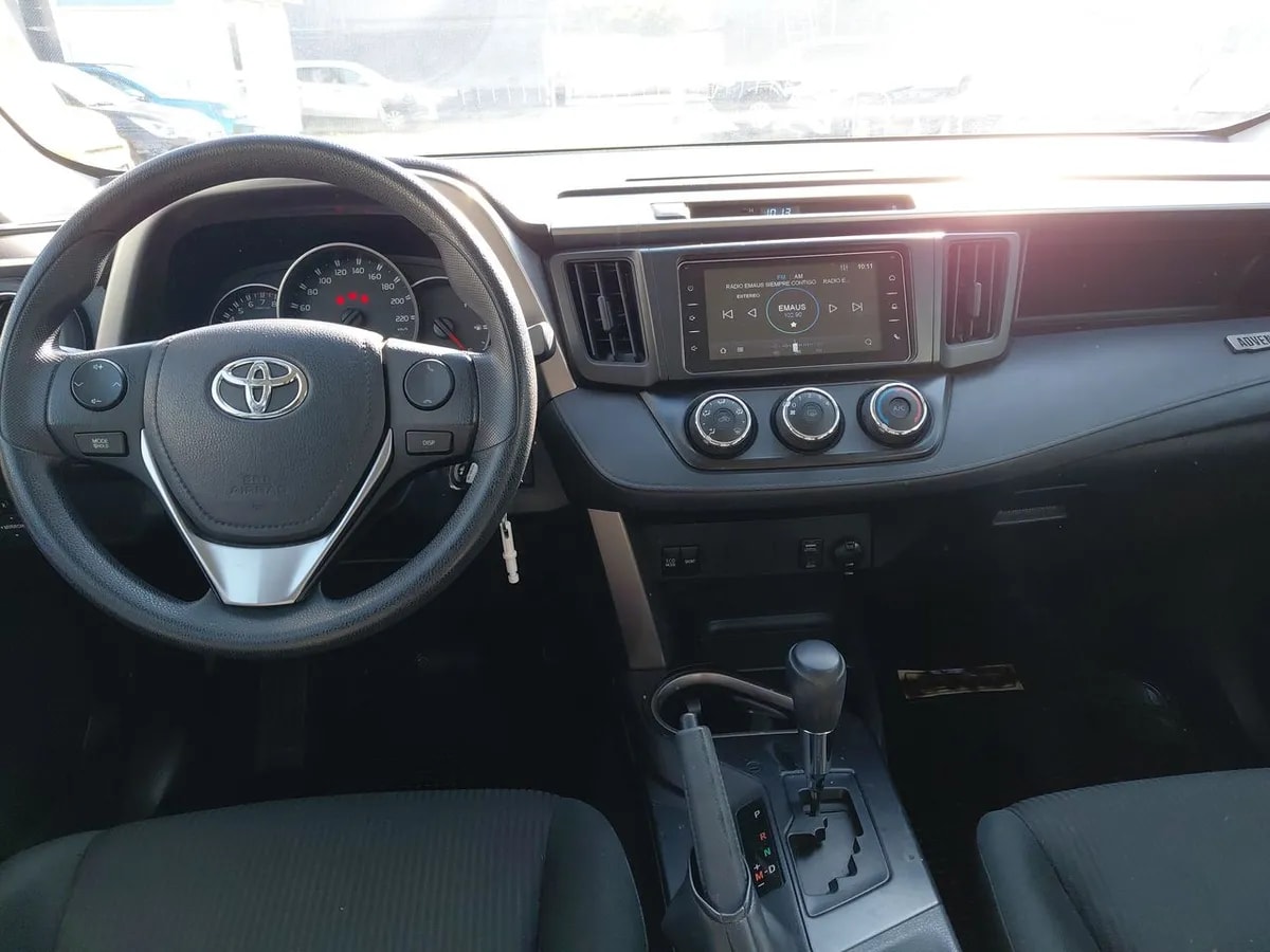 Toyota Rav 4 2.0 Adventure 4x2 Lujo Cvt At 5p año 2019