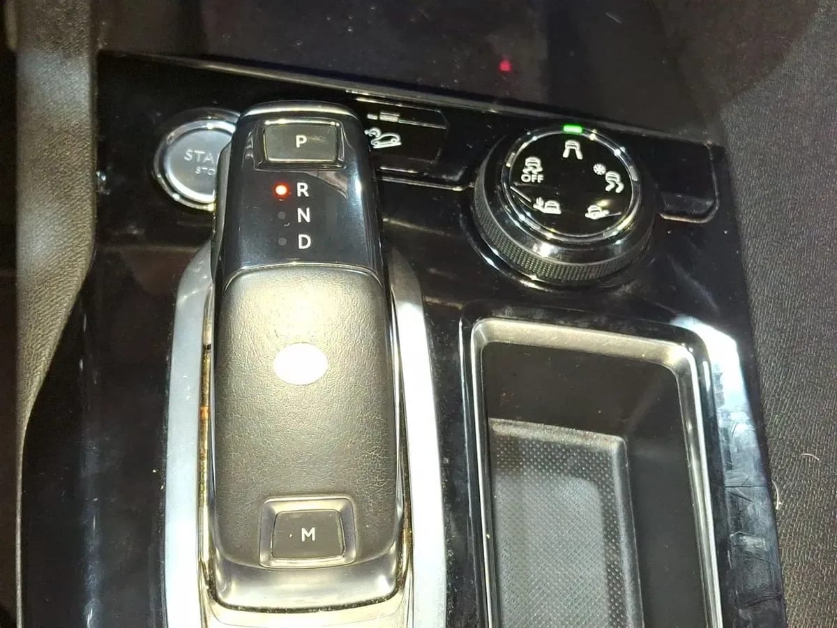 Peugeot 3008 1.6 Allure Thp 165hp Eat6 5p año 2019