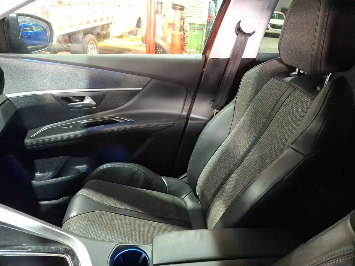 Peugeot 3008 1.6 Allure Thp 165hp Eat6 5p año 2019