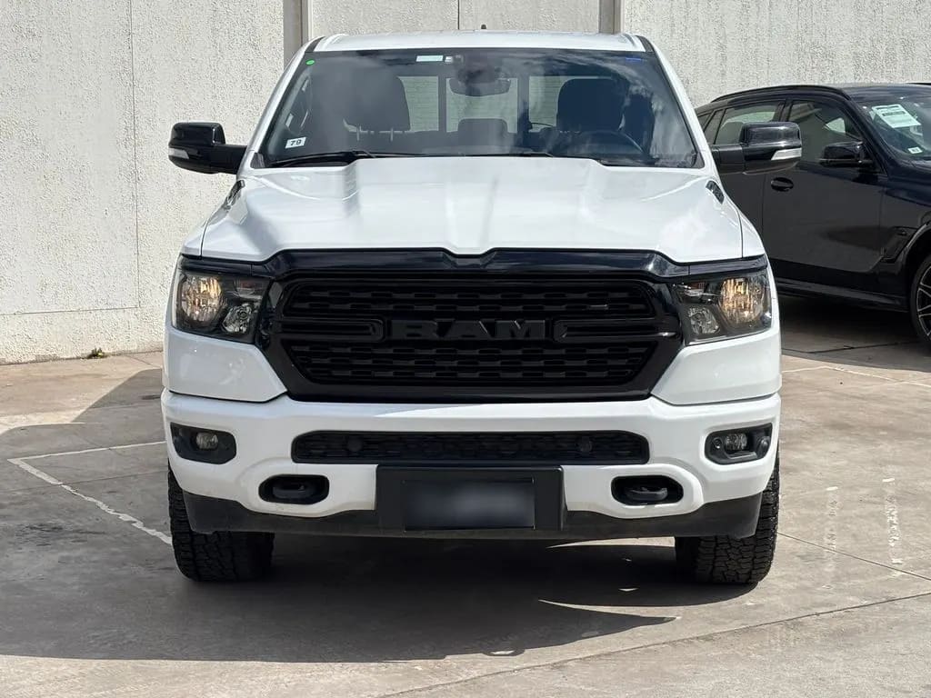 Ram 1500 Big Horn Crew Cab 4x4 3.6 Aut año 2022
