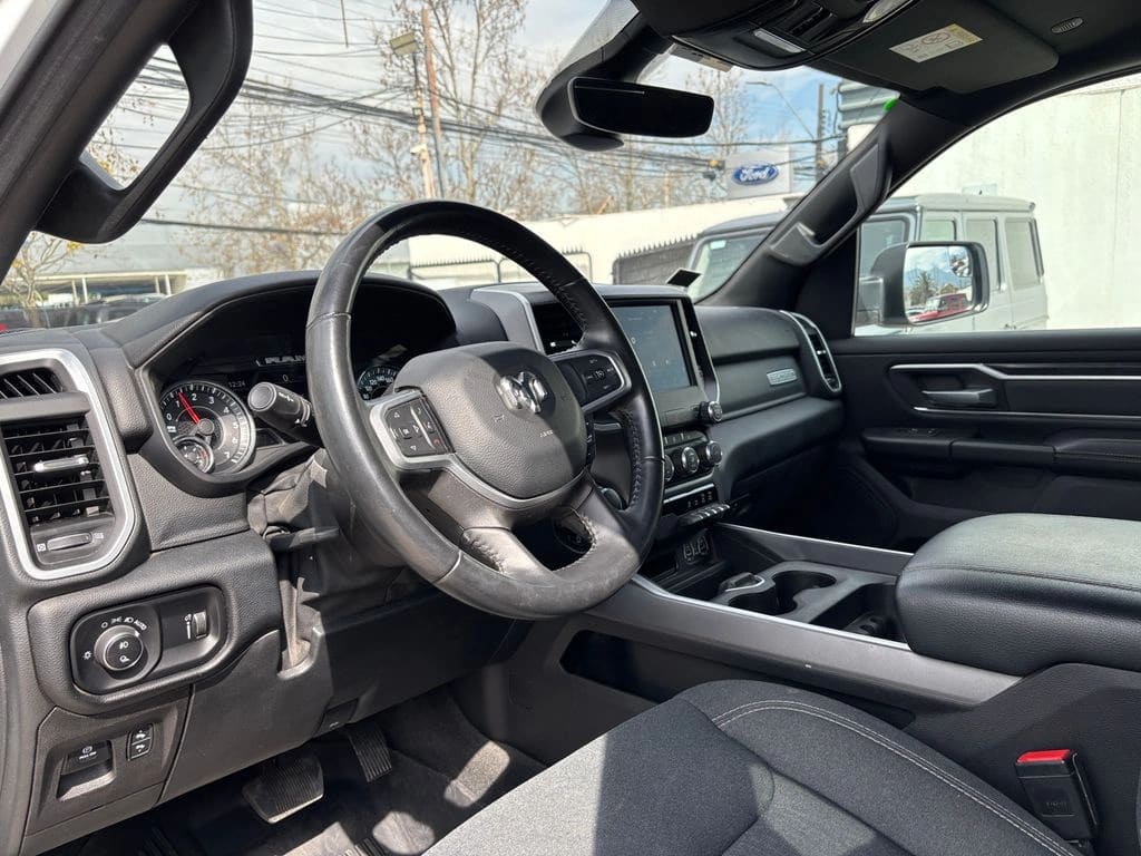 Ram 1500 Big Horn Crew Cab 4x4 3.6 Aut año 2022