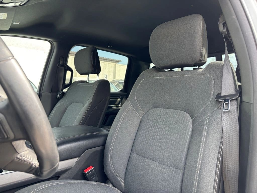 Ram 1500 Big Horn Crew Cab 4x4 3.6 Aut año 2022