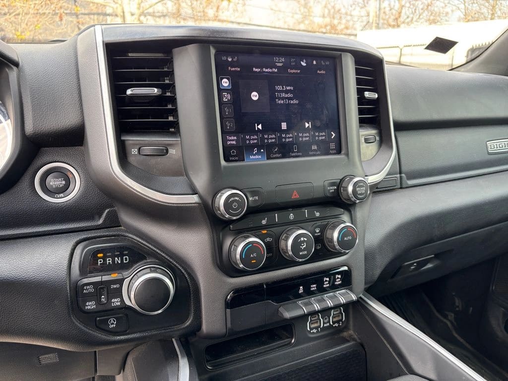 Ram 1500 Big Horn Crew Cab 4x4 3.6 Aut año 2022