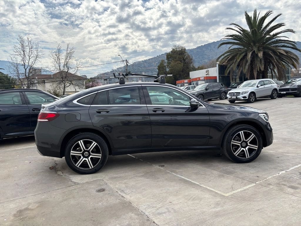 Mercedes-Benz Glc 220 2.1 T Diesel año 2022