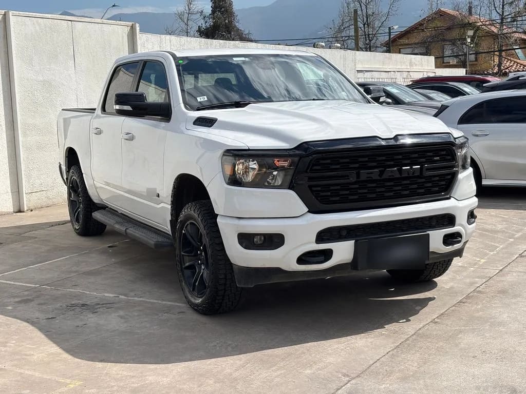Ram 1500 Big Horn Crew Cab 4x4 3.6 Aut año 2022