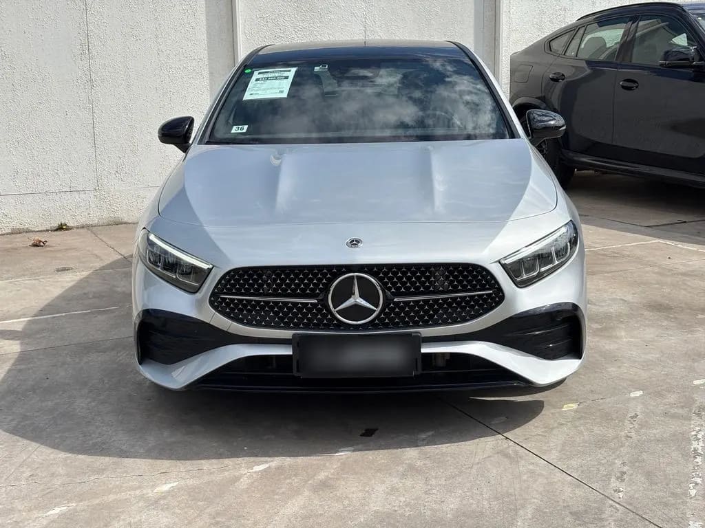 Mercedes-Benz A 200 Look Amg año 2025