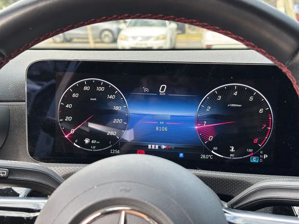 Mercedes-Benz A 200 Look Amg año 2025