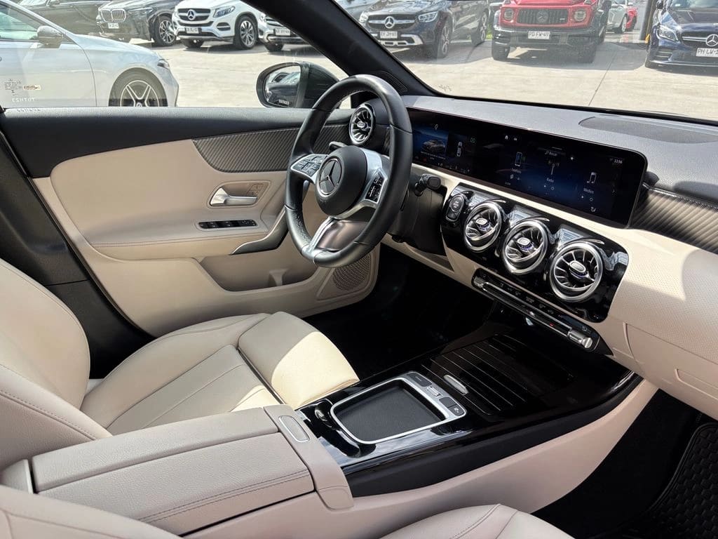 Mercedes-Benz A 200 Aut año 2024