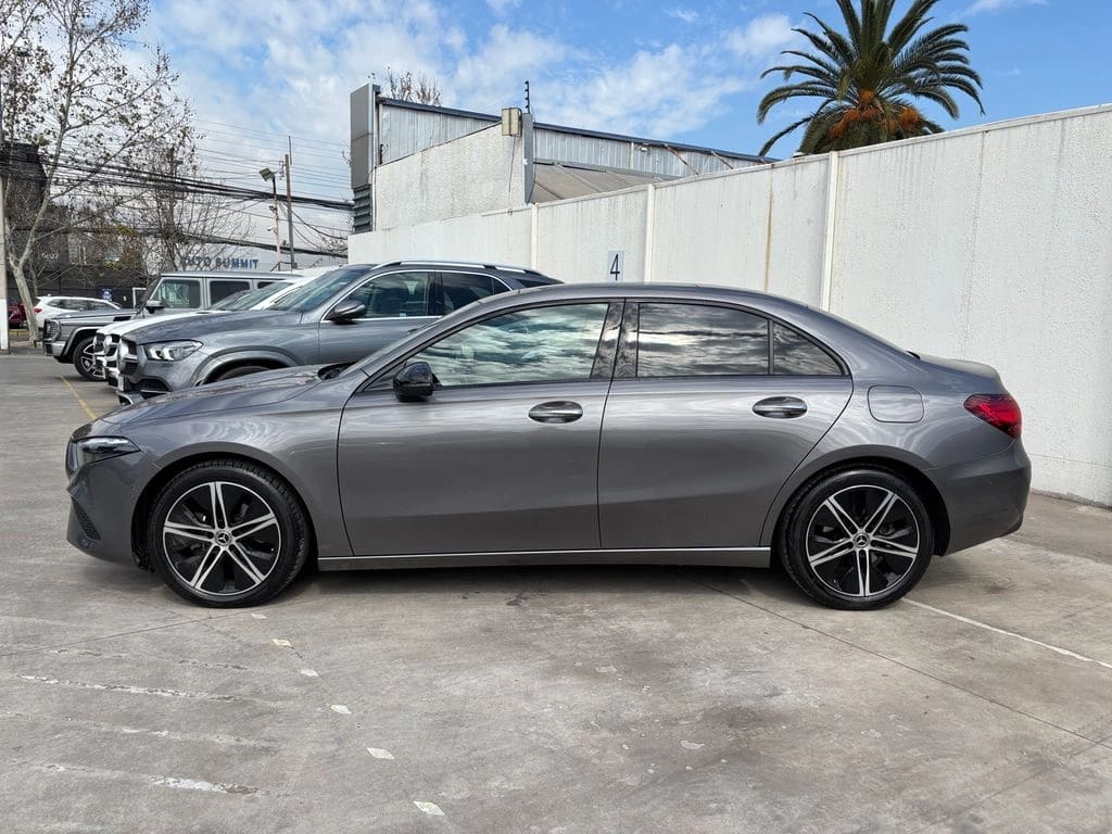 Mercedes-Benz A 200 Aut año 2024