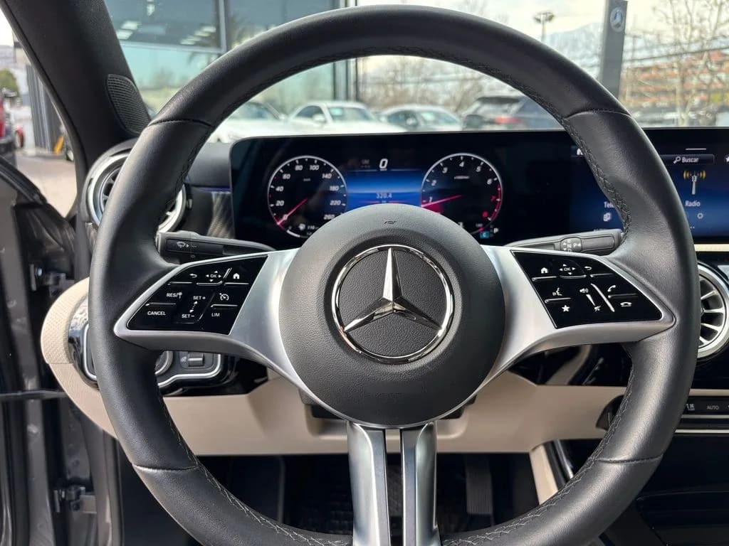 Mercedes-Benz A 200 Aut año 2024