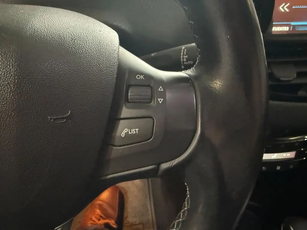 Peugeot 208 1.2 Allure Pack 4x2 110hp At6 5p año 2018