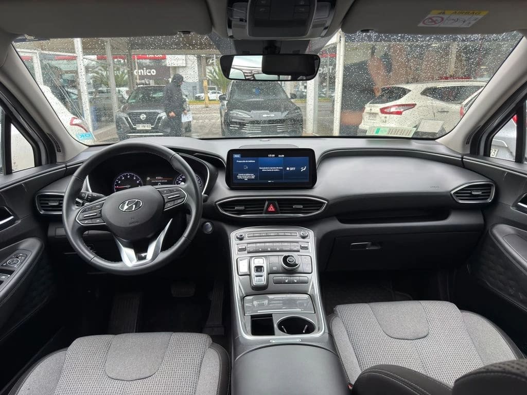 Hyundai Santa Fe 2.5 Aut año 2023