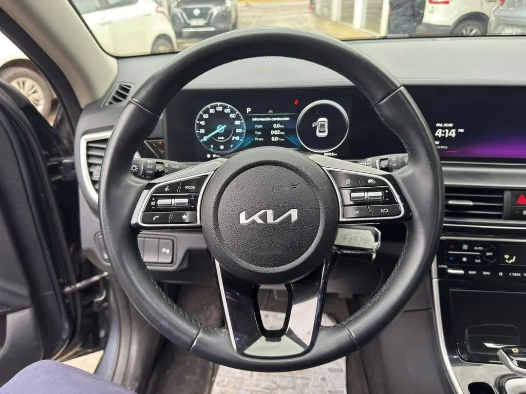 Kia Seltos Ex Ivt 1.5 Aut año 2024
