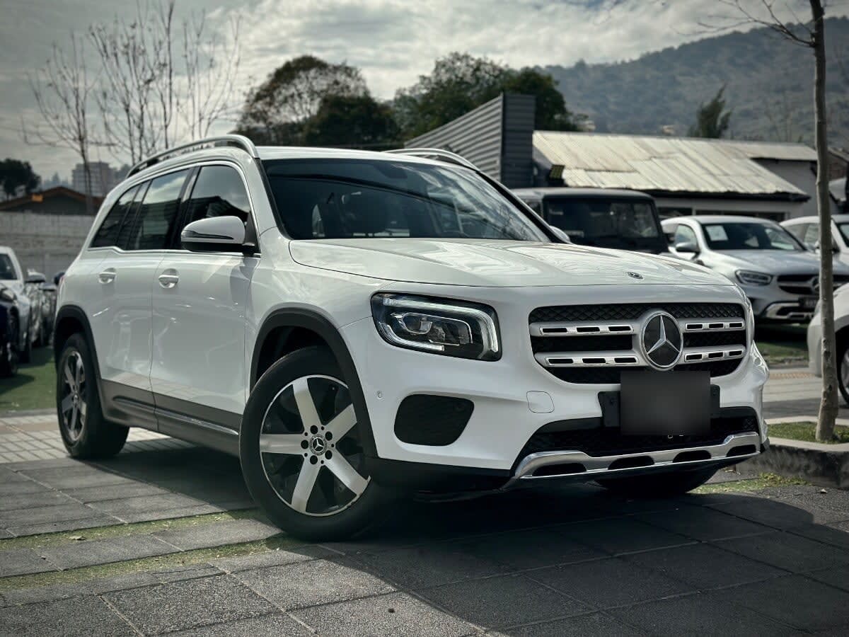 Mercedes-Benz Glb 200 1.3 4x2 At 5p año 2023
